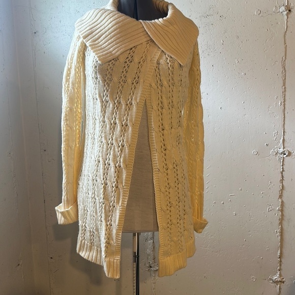 The Limited Sweaters - The Limited open front vanilla sweater cuff sleeves Anita wool acrylic small
